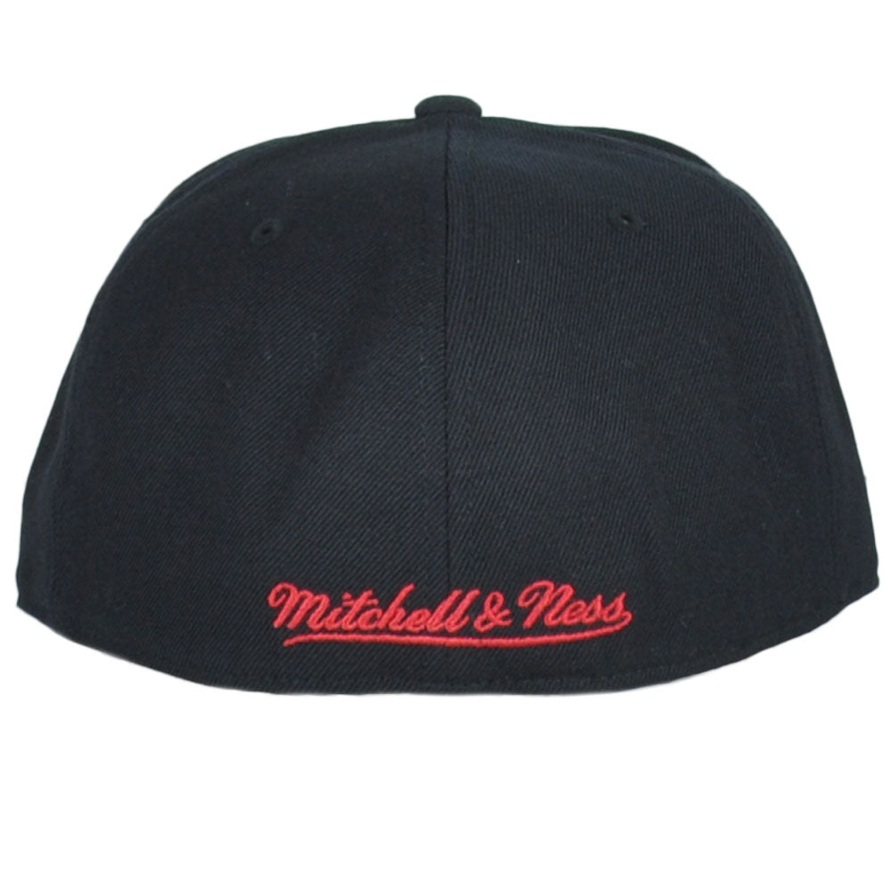 NBA Mitchell Ness G202M Miami Heat Black Structured Adult Fitted 7 1/2 Hat Cap