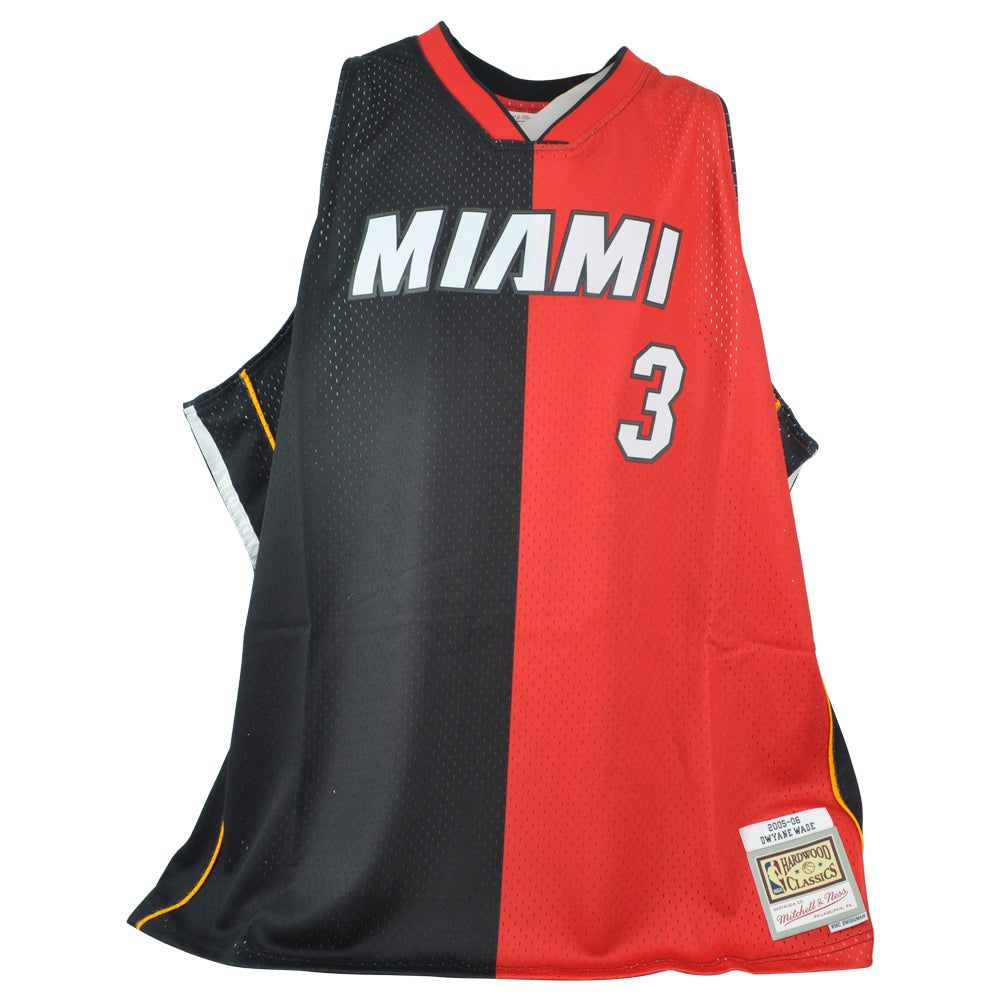 NBA Miami Heat Dwyane Wade #3 2005-06 Swingman Jersey Mitchell Ness