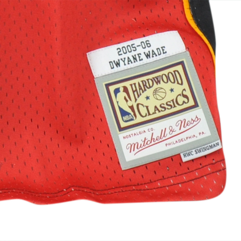NBA Miami Heat Dwyane Wade #3 2005-06 Swingman Jersey Mitchell Ness